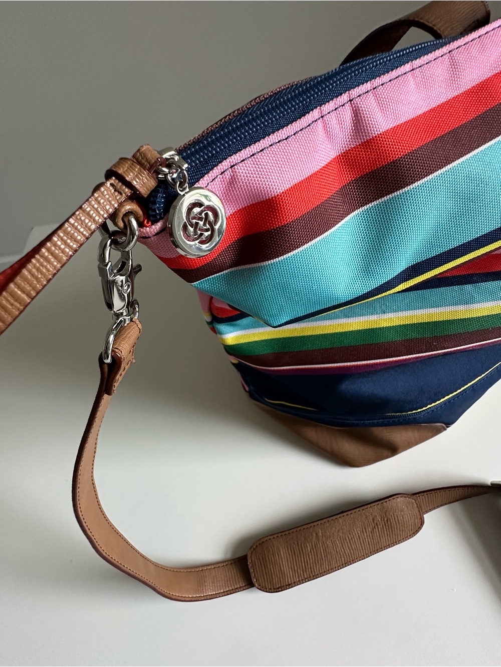 Stella & Dot “Let’s Get Carried Away” Large Weekender Tote | Strped | Travel Bag - Picture 9 of 16